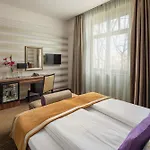 Hotel Grand Glorius 4*