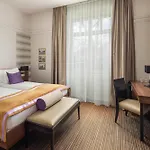 Grand Glorius 4* Makó