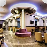 Otel Grand Glorius Makó