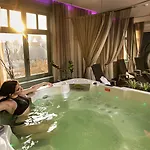 Grand Glorius Otel