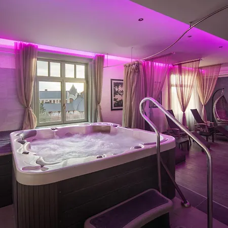 Grand Glorius Hotel Mako