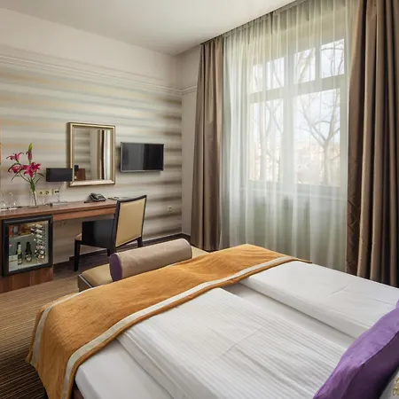 Hotel Grand Glorius 4*