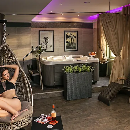 Hotel Grand Glorius