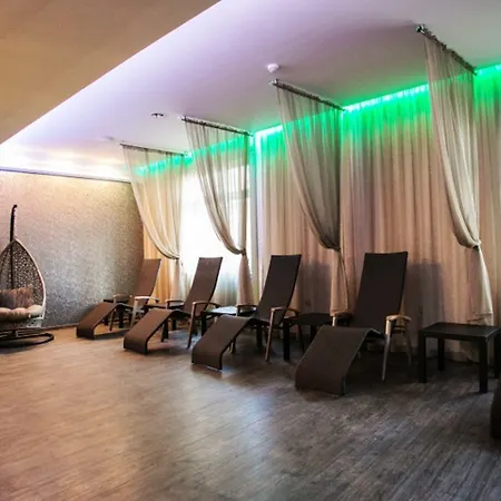 Hotel Grand Glorius Makó
