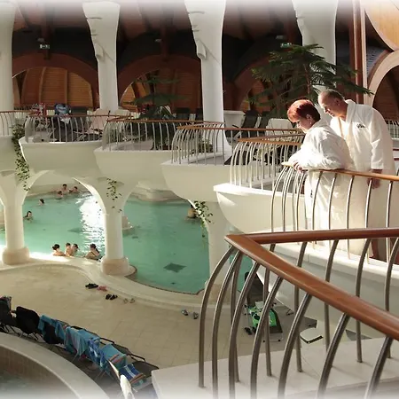 Szálloda Grand Glorius Makó