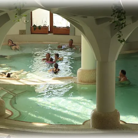 Grand Glorius Hotel