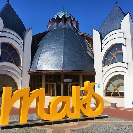 Otel Grand Glorius 4*