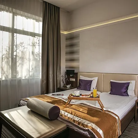 Grand Glorius Hotel 4*