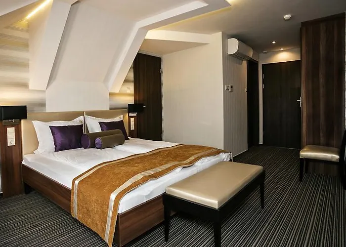 Hotel Grand Glorius 4*